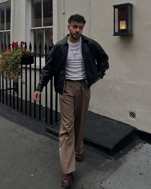 ASOS DESIGN smart wide leg trousers with front pleats in light brown