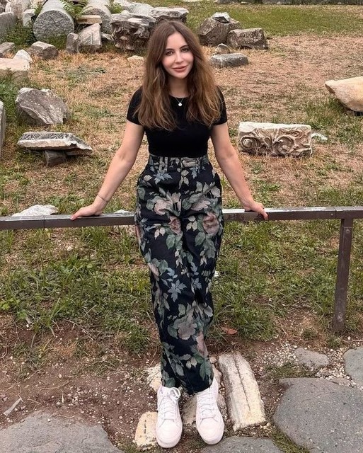 ASOS DESIGN Petite barrel leg pants in floral print