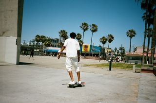 AllSaints - Shorts de chándal Blake