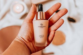giordani liquid silk foundation