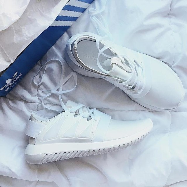 tubular viral shoes men