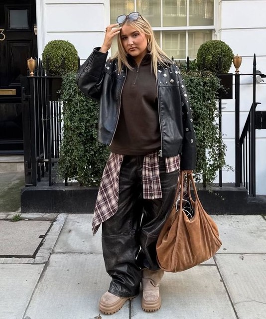 ASOS DESIGN suede tote bag with tubular piping in tan