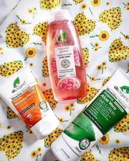 Holland & Barrett | Dr Organic

I received took these Dr Organics products away with me on holiday and they couldn't of been more perfect.

At the end of a hot day of sunshine and lots of walking a refreshing shower in the fruity guava shower gel followed by the cooling and soothing aloe vera lotion on my sun-kissed skin was divine. Then a foot massage using the manuka honey foot and heel cream soothed my feet from all the walking we had done during the day.

The trio of products definitely made me feel more human and ready for a fun packed evening. 
I will continue using them this way now im home because I love them so much.

Thank you hollandandbarrett for sending me these products. 

#hollandandbarrett #myhb #gifted #ad