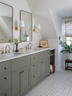 Lyndsie Small Sconce - AL2000 | Visual Comfort
