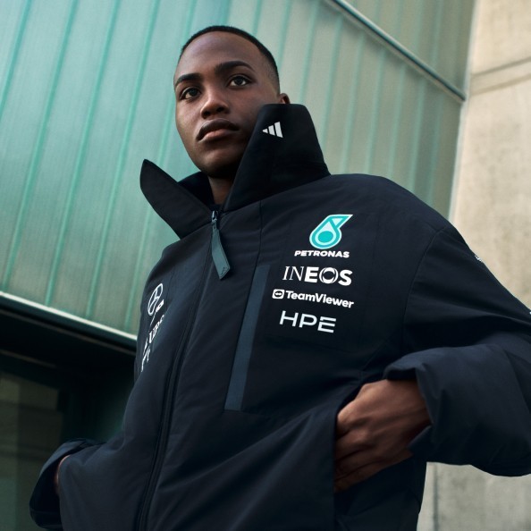 Mercedes-Benz & Titleist メンズ ナイロン ジャケット adidas MERCEDES - AMG PETRONAS FORMULA 1 TEAM ENGINEERS JACKET