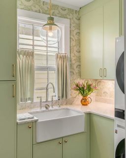 Lucia Medium Pendant - JN5051 | Visual Comfort