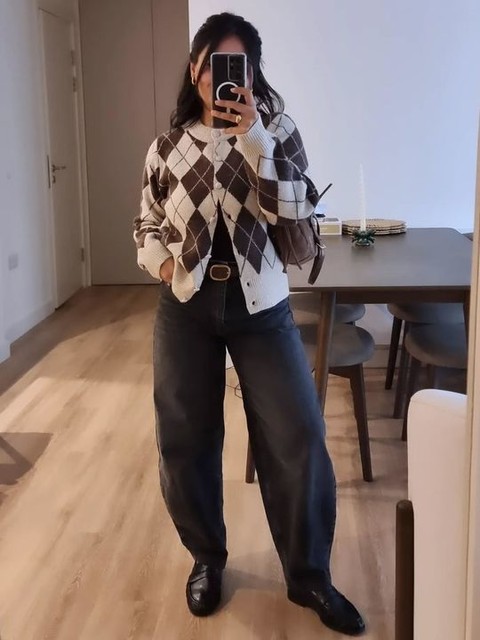 Vero Moda cropped knitted cardigan in chocolate argyle check print