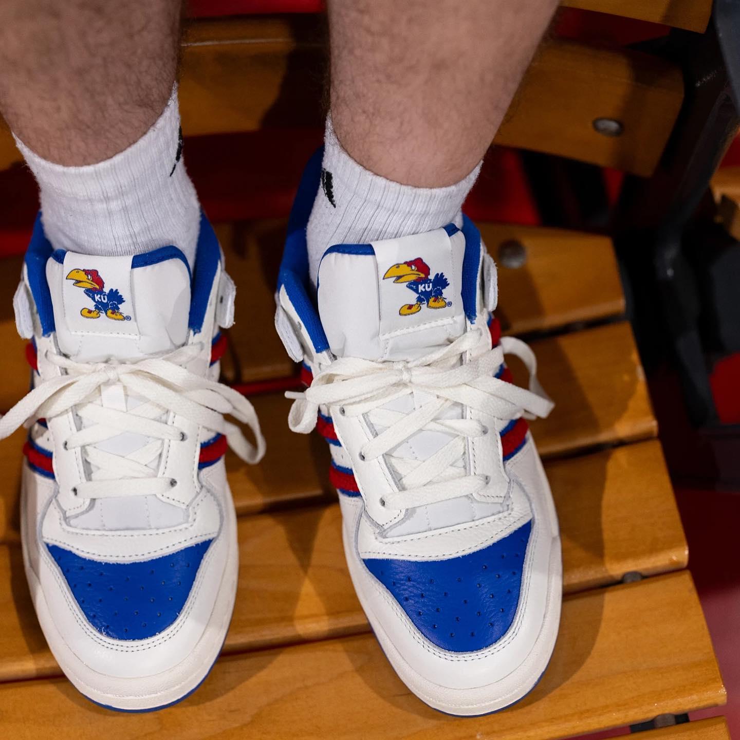 adidas FORUM LOW CL SNEAKERS - White | Free Shipping with adiClub