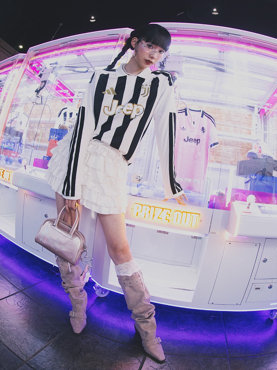 アディダス ユベントス 26/27 ホーム レプリカ 長袖ユニフォーム