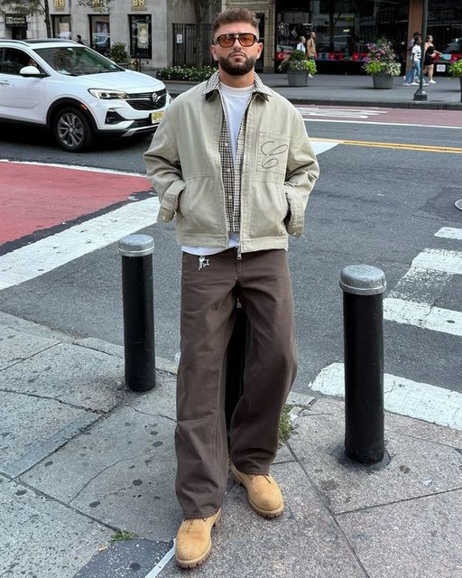 ASOS DESIGN loose jeans in tinted brown wash