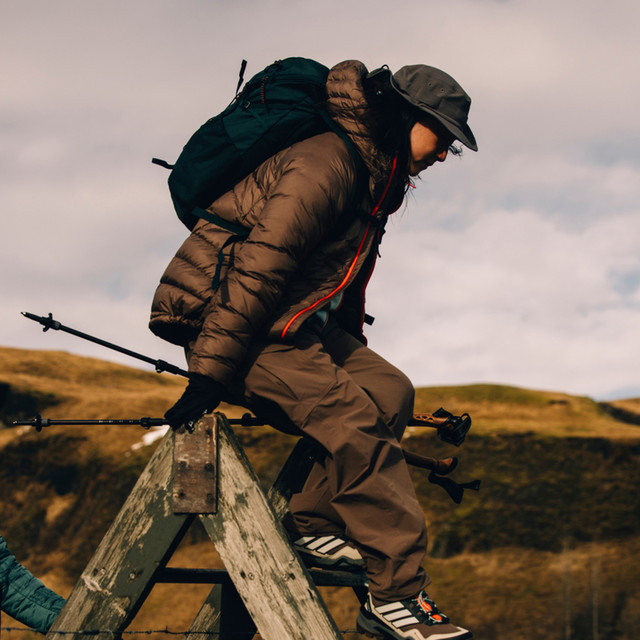  ピンクブラウン ジップアップジャケット adidas Terrex Xperior CLIMAWARM+ Down Hooded Jacket - Brown | Free