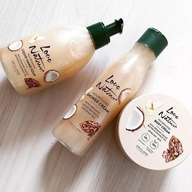 Crema Corporal Nutritiva con Manteca de Cacao y Aceite de Coco