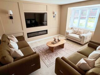 The comfiest sofas and cushions! dfs designandconquerinteriors 

#bloorhomes #bloorwyatt #newbuild #newhome #housetohome