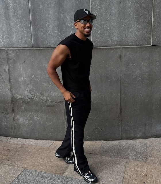 4505 Icon cotton oversized pump training tank with quick dry finish in black